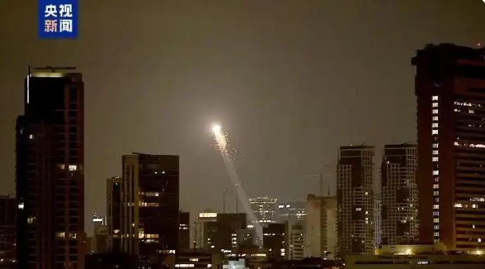 哈梅内伊:强力打击以色列 永不妥协 