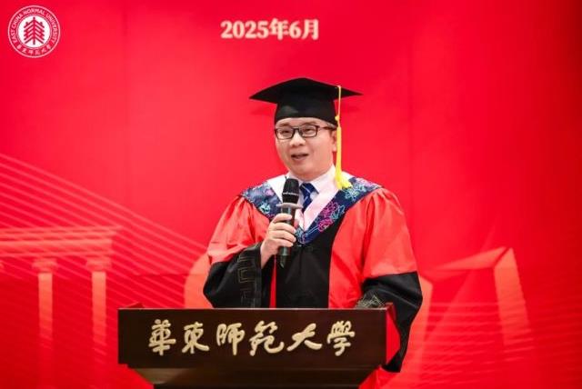 985大学教授沉迷短剧：昏天黑地追