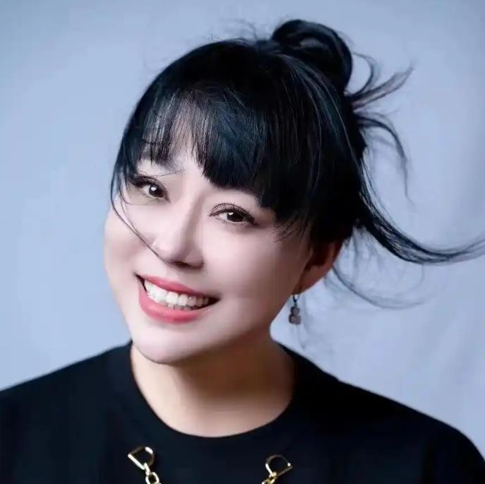 54岁&ldquo;庄嫂&rdquo;李菁菁瘦到认不出