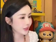 网红韦雪拒绝跟前男友复合 这是什么情况？