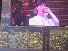 李宇春演唱会因重感冒嗓音沙哑,却在《回春天》时坦言遗憾!