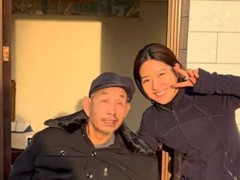 百万网红帮家乡带货被妇联邀请发言 从跳舞到助农的转变