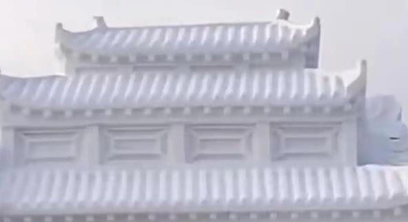 长白山巨型雪雕“云顶天宫”收工