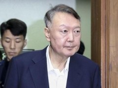 尹锡悦被检方要求判处10年有期徒刑 紧急戒严案将宣判
