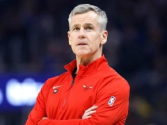 多诺万不再担任公牛主教练 卸任公告发布