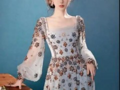 杨紫获白玉兰奖最佳女主 引起网友热议！